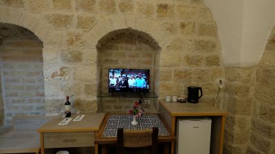 Superior Twin Room St. George’s Cathedral Pilgrim Guesthouse – Jerusalem Photo