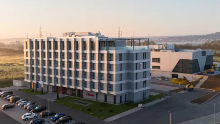 Frames Hotel GmbH Отели рядом с достопримечательностью «Marktkirche»