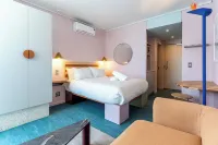 The Tropicana Hotel Hotel di 