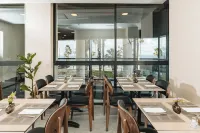 Almera Hoteles en Bat Yam