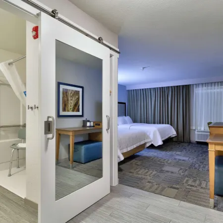 Hampton Inn Salina
