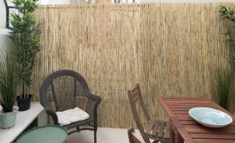 Spacious Bairro Alto Apartment with Courtyard, by TimeCooler