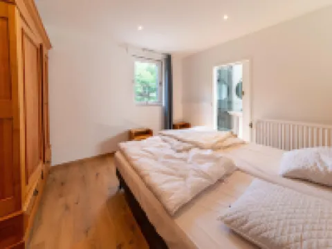 Mansion with Pool & Bar Hotels in Bullingen