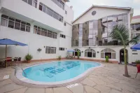 Hillcourt Resort and Spa - Rooftop Pools