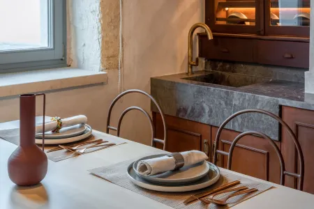 Inotropes Boutique Suites - Adults Only