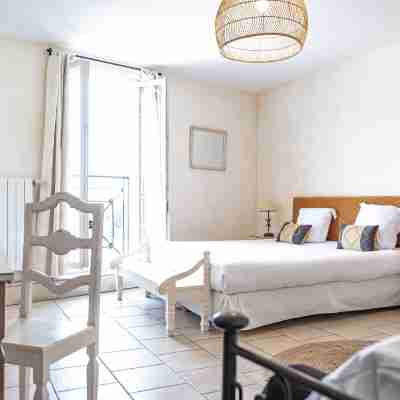 Logis Hôtel la Bastide Cabezac Rooms