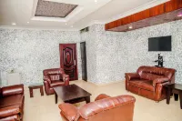 Tobby Royal Suites