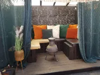 2 Bed House - Sleeps 4 - Pets - Garden - Parking Hotels in Bolton