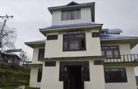 Al Pine Guest House