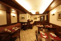 Santa San - servizio colazione