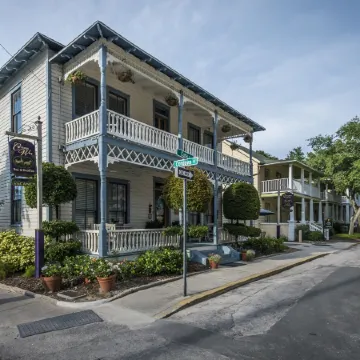 Carriage Way Inn Bed & Breakfast Adults Only - 21 Years Old and up