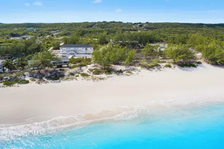 Legacy Beach Suites Отели в г. Steventon