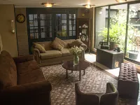 Filatelia Suites & Travel Hotels near Parque El Ejido