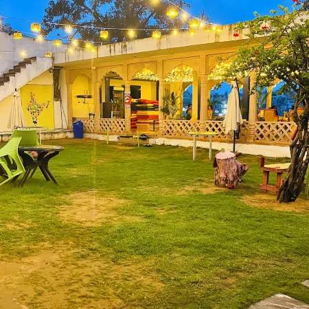 Radhika Palace Hotel