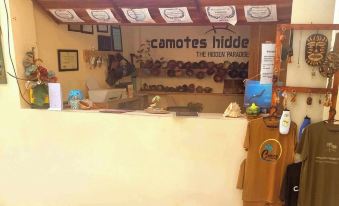 Camotes-Hidden-Huts