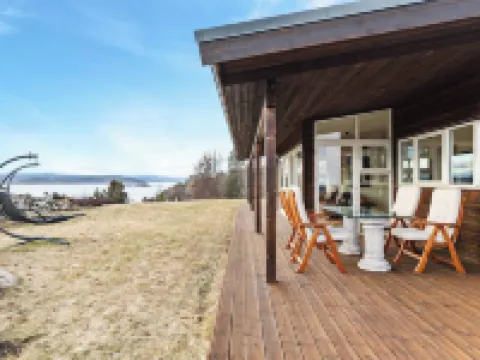 Cottage - Sleeps 14 With Fjord Views Hotels in Frogn