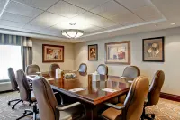 Homewood Suites by Hilton Sudbury فنادق في سودبوري