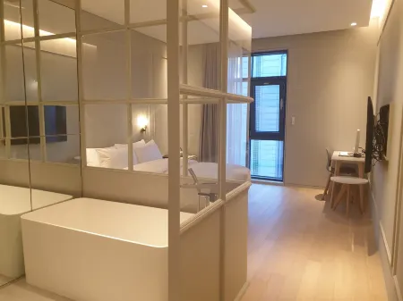 Hotel Libre