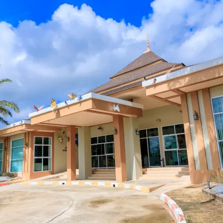 Saline Hot Spring Resort