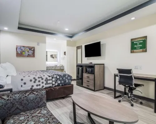 Regency Inn & Suites Humble FM1960 - IAH Airport Hotels in Humble