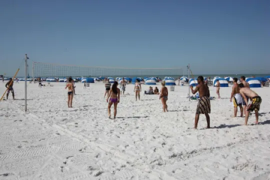 Stock Tank Pool and Spacious Living Areas - Charming Florida Retreat