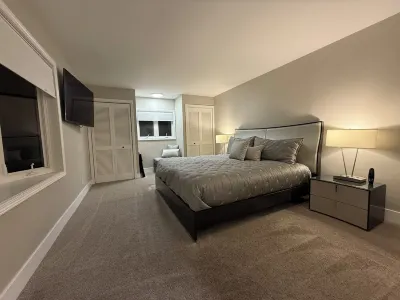 Traverse City West Bay Direct Waterfront Hotels near DeYoung Natural Area