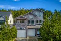 Bailey's Beach House