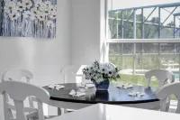 Queen Beds | Private Pool | Super Fast WIFI Hotels in Osceola County