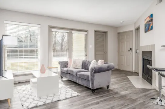 Tranquil Oasis - Elegant Retreat with Charming Amenities