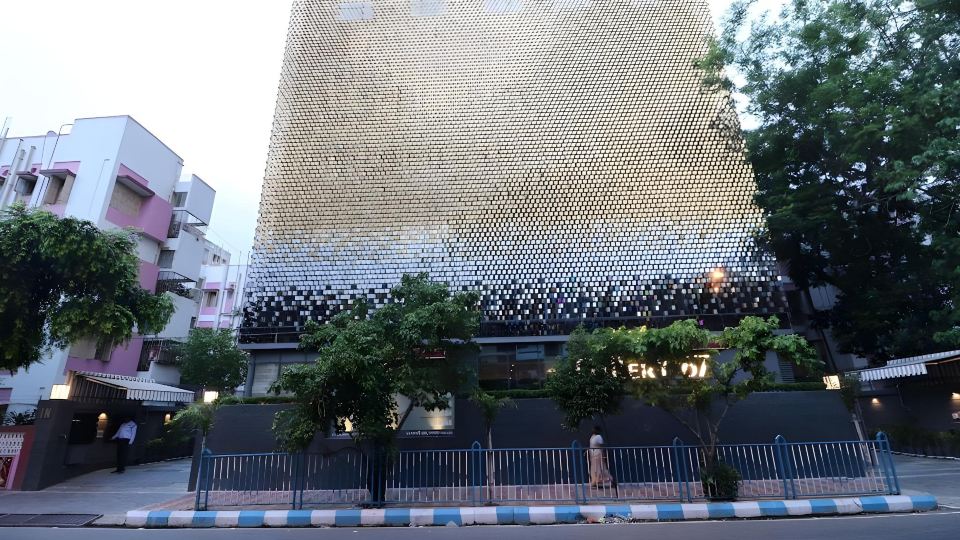Hotel Gallery 67