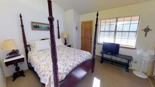 Breathtaking Views and Cozy Fireplace - Charming Mountain Retreat