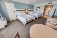 Captivating Ocean Views and Luxurious Amenities - Stunning Coastal Haven