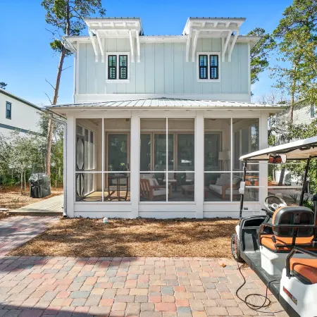 Magnolia Cottages - Georgia Peach at the Beach