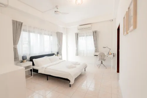 Blessings Home & Café