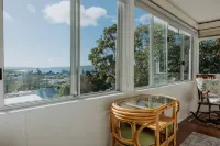 Spectacular views, charming cottage | Pinnaroo