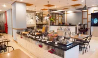 D'Primahotel Panakkukang Makassar - servizio colazione