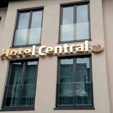 Central Hotel & Lounge Adult Only