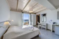 Ethrion Hotels in Ermoupoli