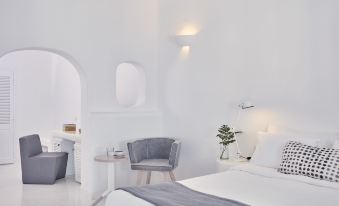 Cliff Side Suites