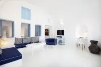 Dreams Luxury Suites
