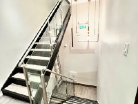 多倫多客房與套房酒店 鄰近多倫多大學哈特之家的酒店