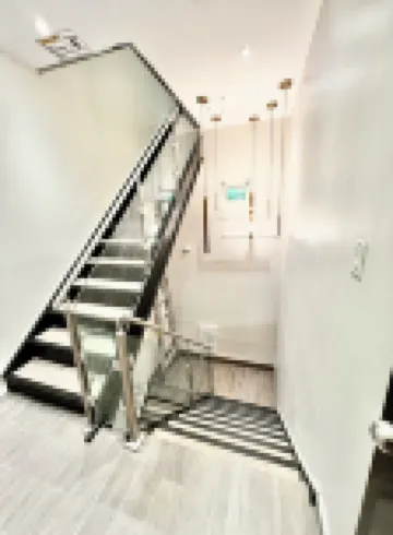 Toronto Rooms and Suites Hotel berhampiran Legislative Assembly of Ontario