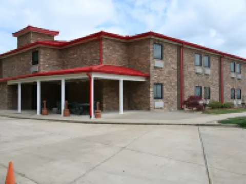 Giles Hotel Inn & Suites Hotels in Pulaski