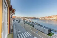 Travelstaytion - Ribeira Gaia 2 Hotels in Vila Nova de Gaia