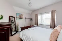 The Oxford Abode - 3-Bedroom House - Large Garden & Free Parking - Kitchens