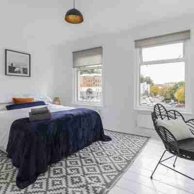 Luxe Garden House Sleeps 6 Central Exeter Rooms
