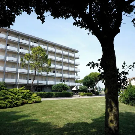 Cozy Studio with Balcony-Beahost