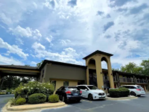 Luxury Inn & Suites Hoteles en Selma