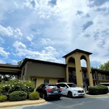 Luxury Inn & Suites