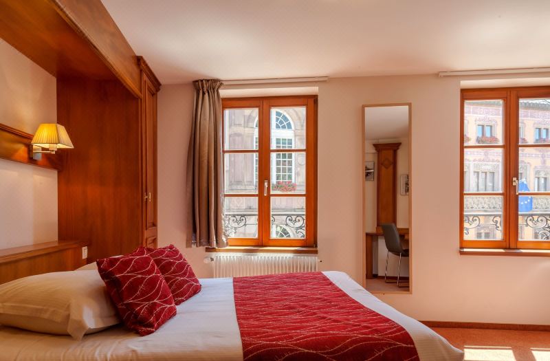Logis Hôtel de La Cloche